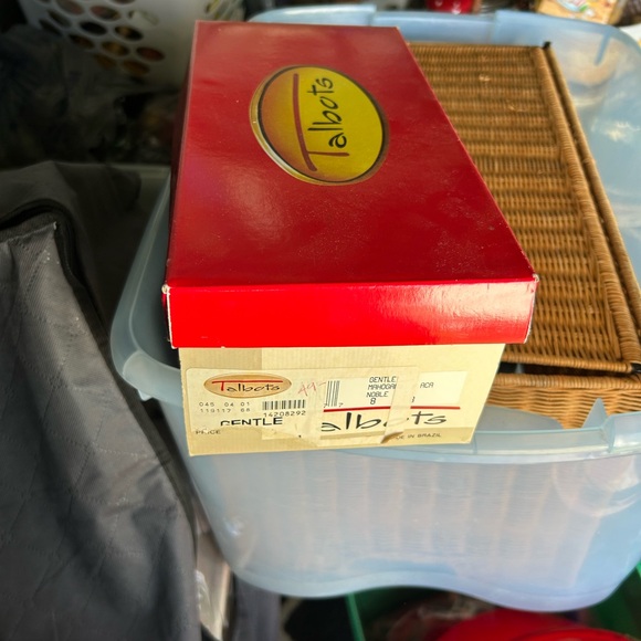 Talbots Gentle Sandal Mahogany - Picture 7 of 7